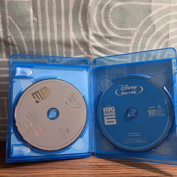 Disney Big Hero 6 – Blu-ray + DVD - Picture 3 of 3